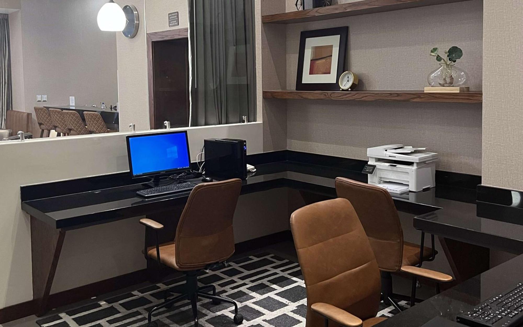 Best Western Plus Chihuahua Juventud Exterior photo