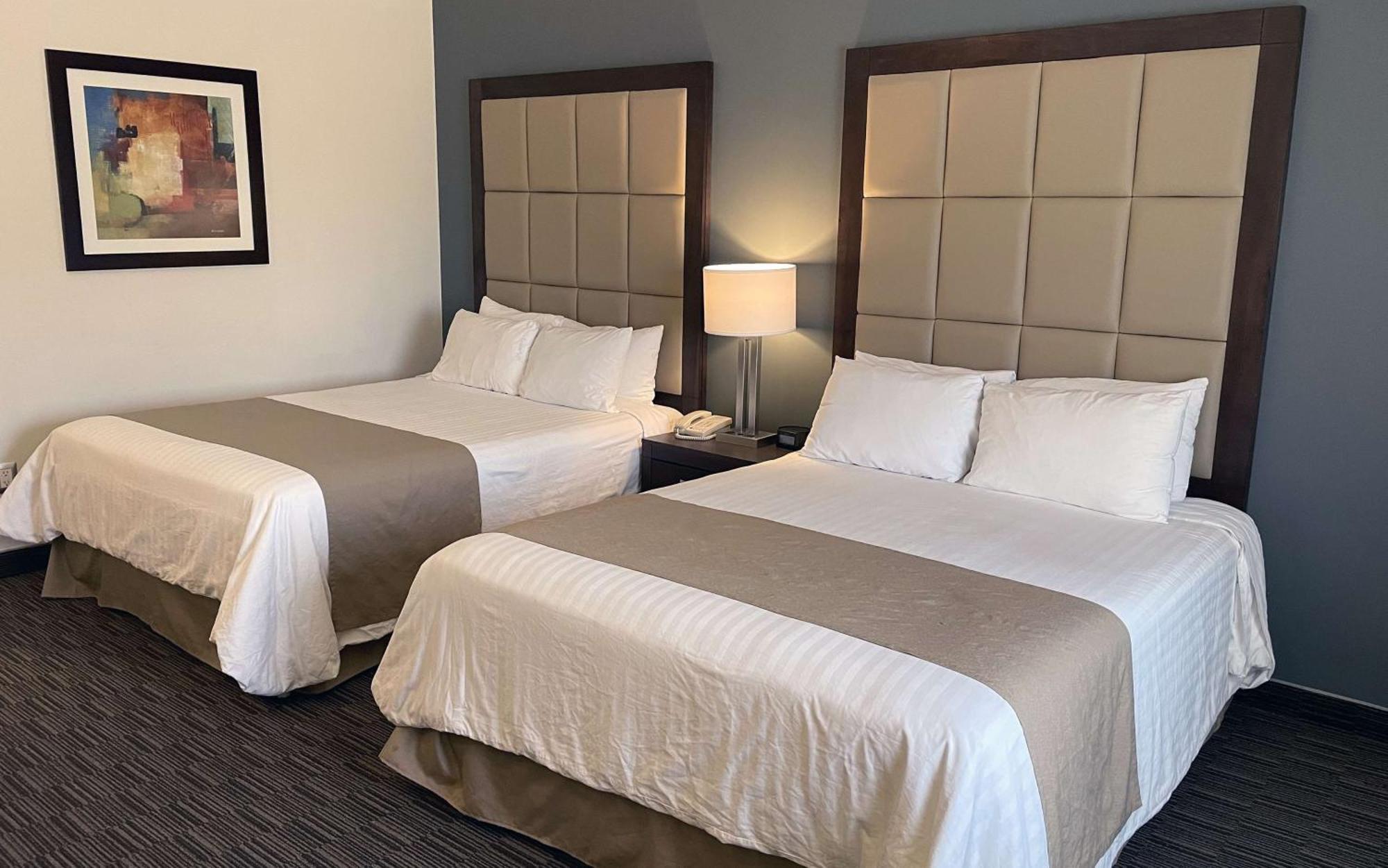 Best Western Plus Chihuahua Juventud Exterior photo